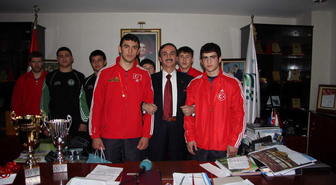 Yıldırım Belediyesi'nin Güreşte Büyük Başarısı