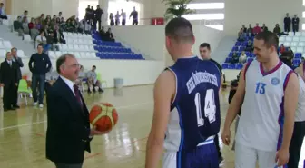 50. Yıl Spor Salonu Hizmete Girdi