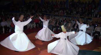Anadolu Gençlik Derneği'nden Kutlu Doğum Etkinliği
