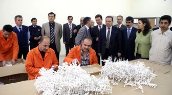 Fabrika Gibi Ceza Evi