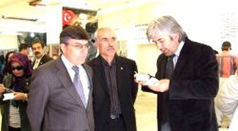 Çanakkale Fotoğrafları Sergisinde Konuklara Anlamlı İkram