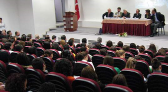Yahya Kemal Beyatlı Esogü'de Anıldı