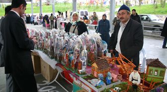 Pursaklar Belediyesi 'El Emeği Göz Nuru Pazarı' Açıldı