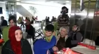 Öğrenciler Huzurevi Sakinleri İçin Etkinlik Düzenledi