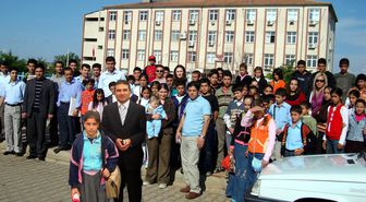 Dargeçitli Fakir Öğrenciler Mardin'in Tarihi Yerlerini Gezdi