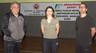 Okullu Yıldızlar Hentbol Türkiye Şampiyonası Kayseri'de Başladı