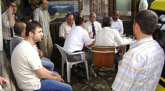 Kuşadası Kaymakamı Korsan Taksicilere Savaş Açtı