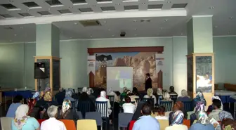 Adıyaman'da 'Kısırlık ve Tüp Bebek' Konulu Toplantı Yapıldı