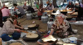 Afyonkarahisarlılar Katmer Şöleninde Buluştu