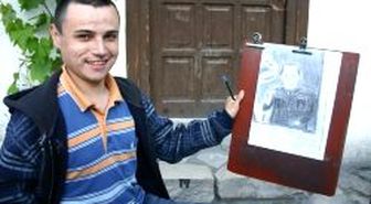 Epilepsi Hastasından Silgisiz Kara Kalem Çalışması