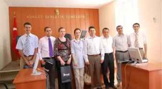 Sigara İçmeyen Hakim ve Savcılara Hediye Verildi