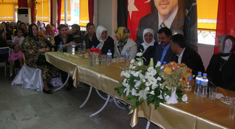 Âk˜kadınlar Buluşuyor, Siyaseti Konuşuyor' Toplantısı