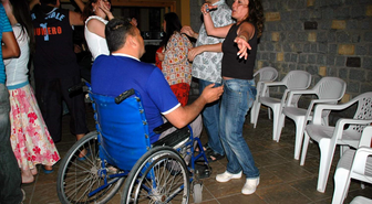 İlk Kez Canlı Müzik Dinlediler
