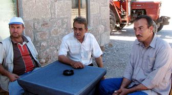 Çanakkale'de Köylülerin Kene Tepkisi