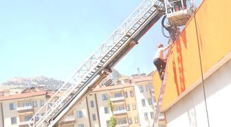 Alışveriş Merkezinde Çıkan Yangın Korkuttu