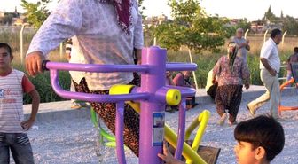 Şalvarlı Kadınların Fitness Keyfi