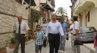 Kültür ve Turizm Bakanlığı Müsteşarı Tarsus'ta