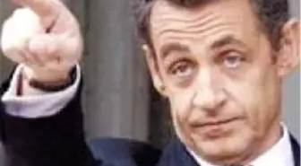Sarkozy Kafkasya Krizi için Tiflis'te