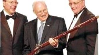 Bush, Cheney'ye Budala Demiş