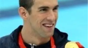 Rekortmen Phelps Esrar Çekiyormuş!