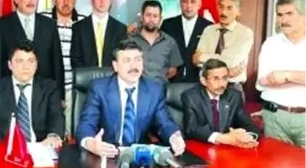 Demokrat Parti'de Cindoruk Depremi