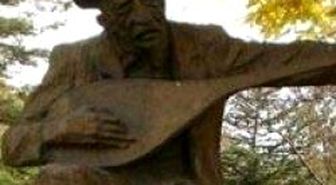 Bakanlıktan Fötr Şapkalı Veysel Heykeli Gelecek