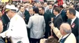 Cumhuriyet Yürüyüşü İptali Krize Yol Açtı