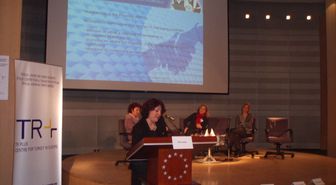 'Avrupa'da Türk Kadını Algısı, Kültür ve Sanat ile Değişir'