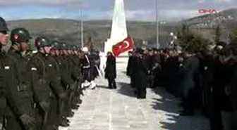 Yozgat - Şehit Babasına Devlet Övünç Madalyası