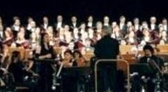 Şehitler Oratoryosu Ayakta Alkışlandı