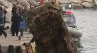 Denizde Mühimmat Arayan Polis 'Otomobil' Buldu