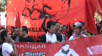 Beşiktaş Taraftar Grubu Çarşı 1 Mayıs Yürüyüşünde