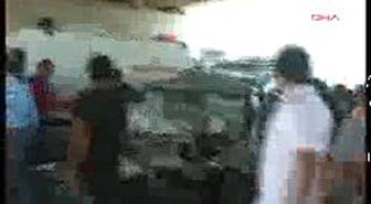 Afyonkarahisar - Otobüse Çarpan Kamyonette Can Pazarı