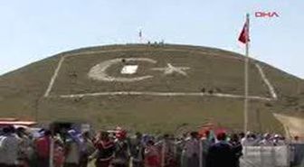 Şanlıurfa - Aşiret Kızlarından Defile