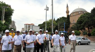 Manisa Tarzanı Ahmet Bedevi Mezarı Başında Anıldı