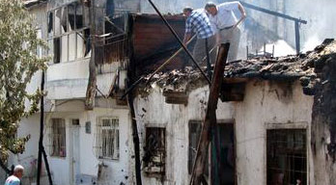 Gazinin Evinde Korkutan Yangın