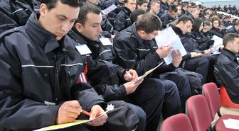 İstanbul Polisi Nin Deprem Eğitimi Mesaisi