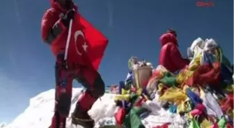 Everest'in Zirvesi Dilek Ağacı Gibi