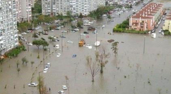 İzmir Sular Altında