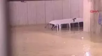 Tuzla'da D100 Karayolu Trafiğe Kapandı