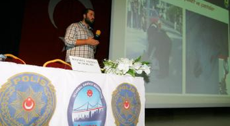 Esenyurt'ta Temizlik İşçilerine Eğitim Semineri