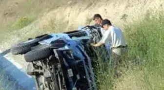 Çanakkale'de Lastiği Patlayan Askeri Araç Devrildi: 8 Asker Hafif Yaralı