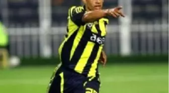 Fener Hayata Döndü