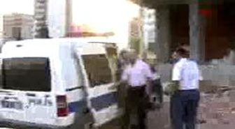 Mersin Silahlı Kavgada 3 Kardeş Yaralandı
Silahlı Kavgada 3 Kardeş Yaralandı