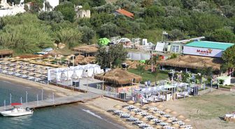 Türkiye’nin En İyi Rock’n Roll Grubu 'Soul Stuff' Foça Mambo Beach Club’da!
