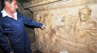 Bakan Güneş, Tarihi Lahite Hayran Kaldı