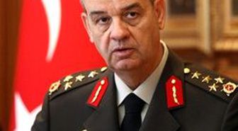 Gözyaşlarını Tutamadı