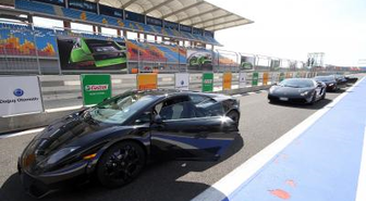 Formula 1 Pistinden
Lamborghını Gallardo Lp 570-4 Superleggera'lar Geçti…