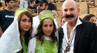 Cemil İpekçi Kokteyli Dara'da Düzenledi