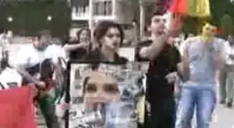 İzmir Delileri ´Silaha Hayır´ Dedi